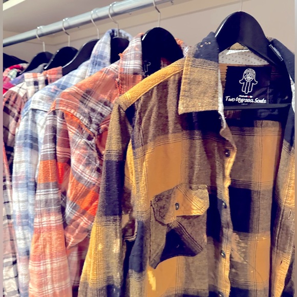 Two Gypsea Souls Flannels - Picture 1 of 7